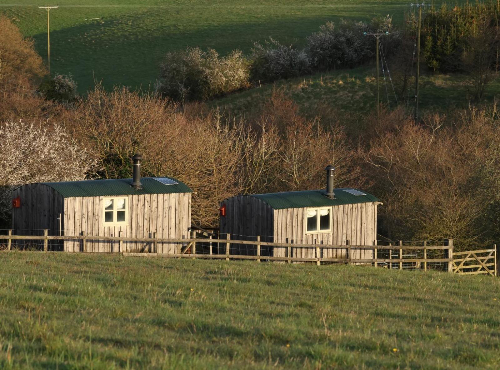 Meadowbeck - Shepherd Huts Fylingdales Exterior photo