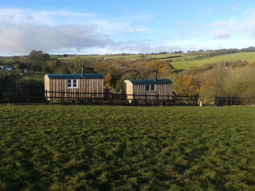 Meadowbeck - Shepherd Huts Fylingdales Exterior photo